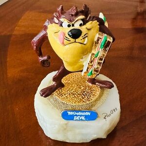 RARE SIGNED & NUMBERED RON LEE LOONEY TUNES TASMANIAN DEVIL #1764/2750